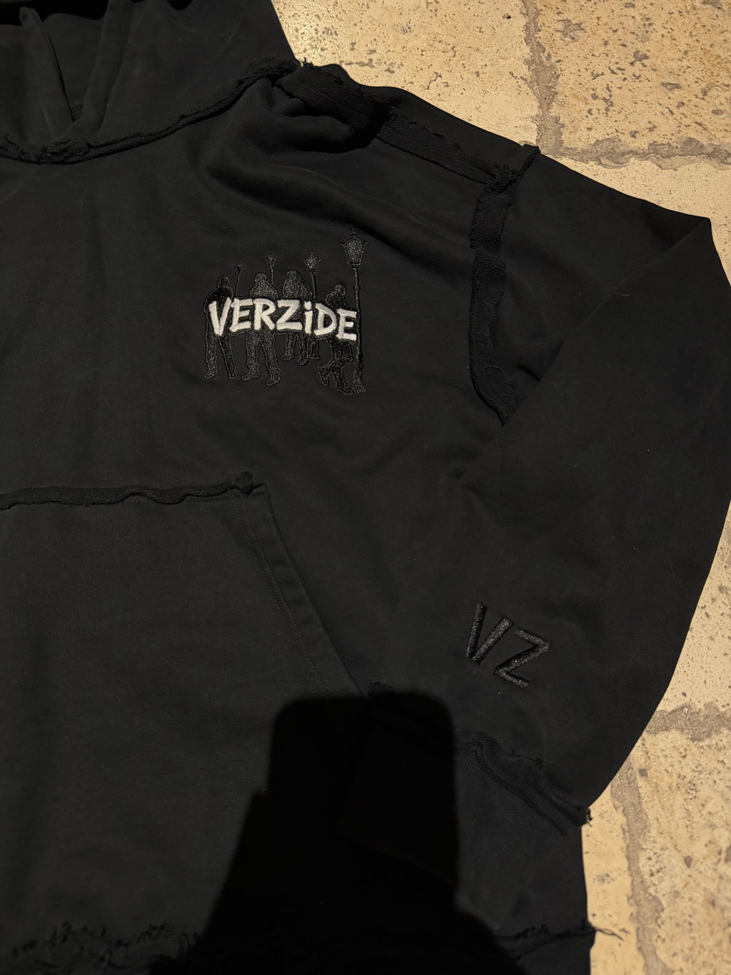 Verzide Essentials Черен Екип