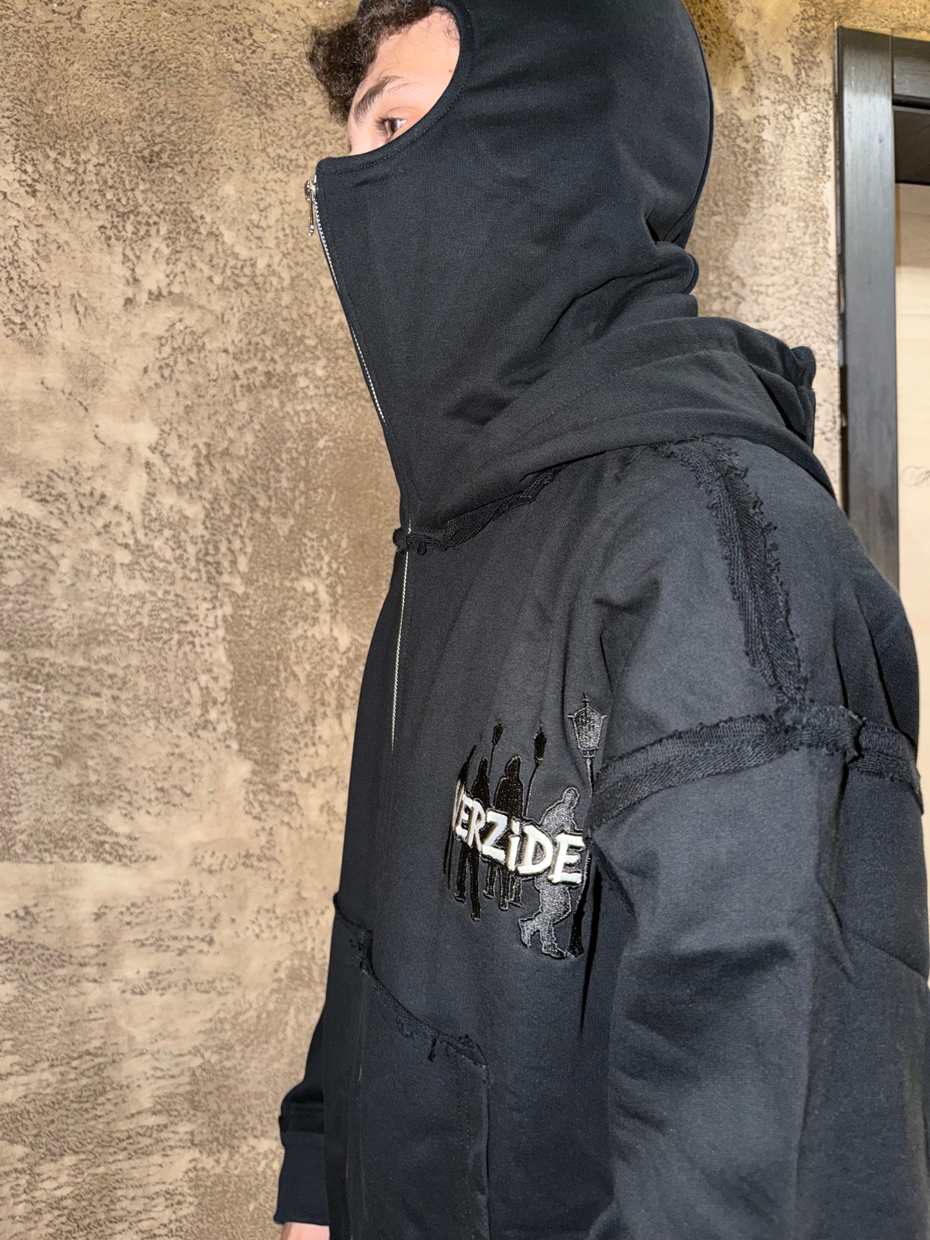 Verzide Assassins Черен Екип