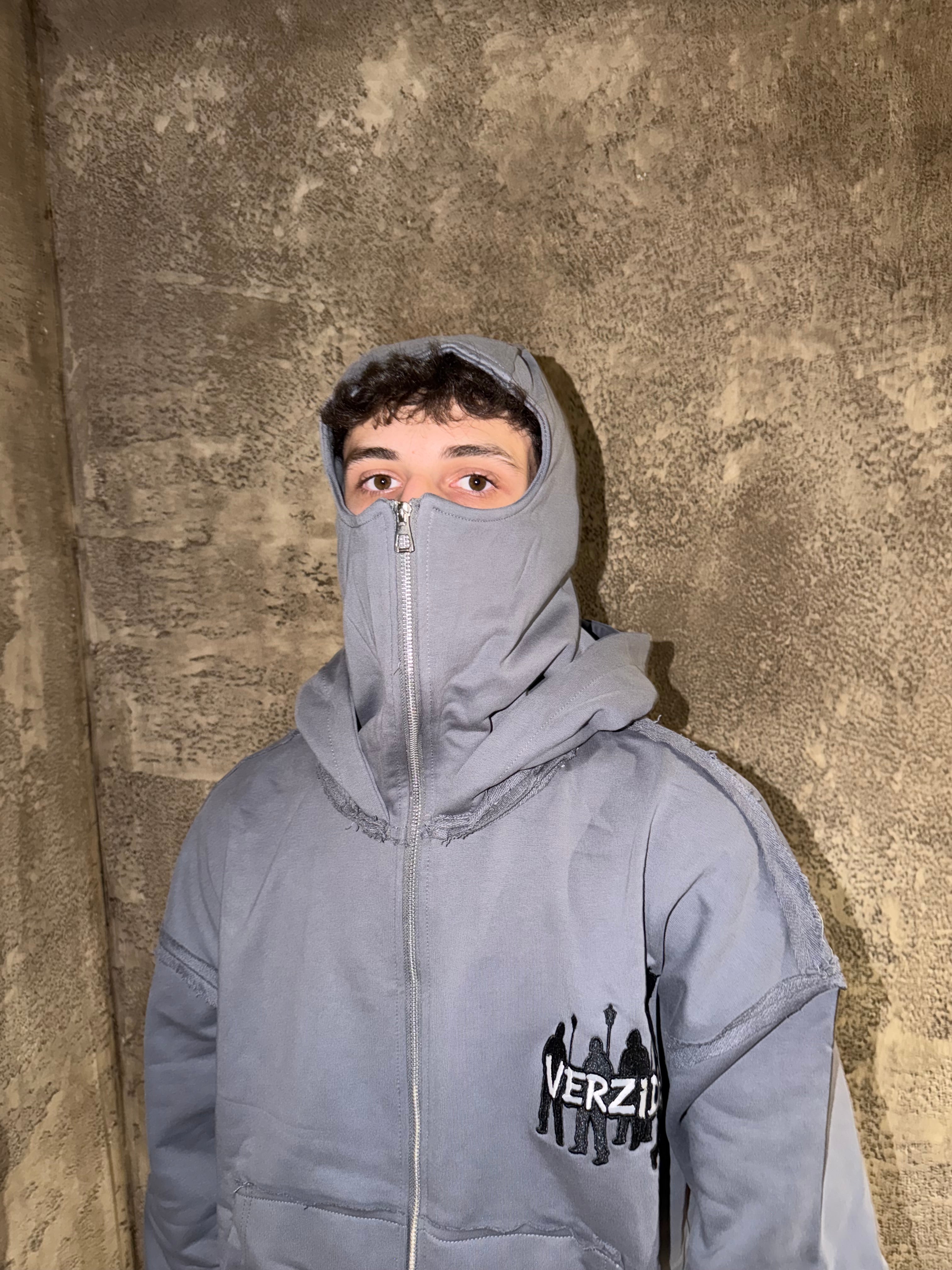Verzide Assassins Сив Екип